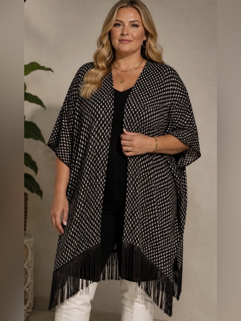 Women’s LuLaRoe Lindsay Kimono Black Beige Geometric Print Fringe Open Front  L